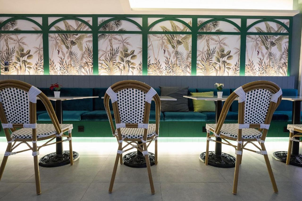Narawad Boutique Hotel Bangkok Exterior photo