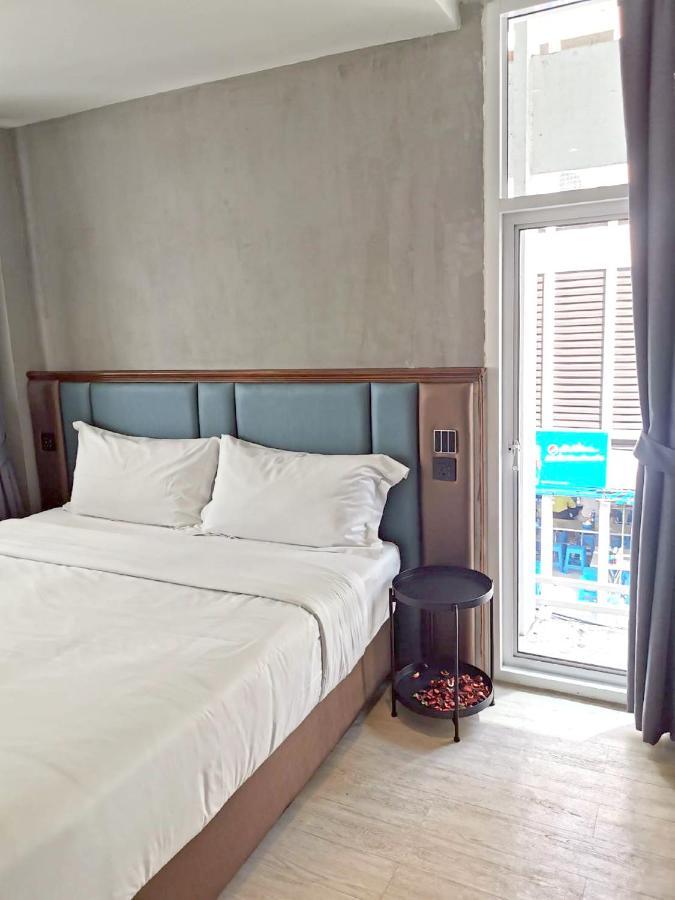 Narawad Boutique Hotel Bangkok Exterior photo