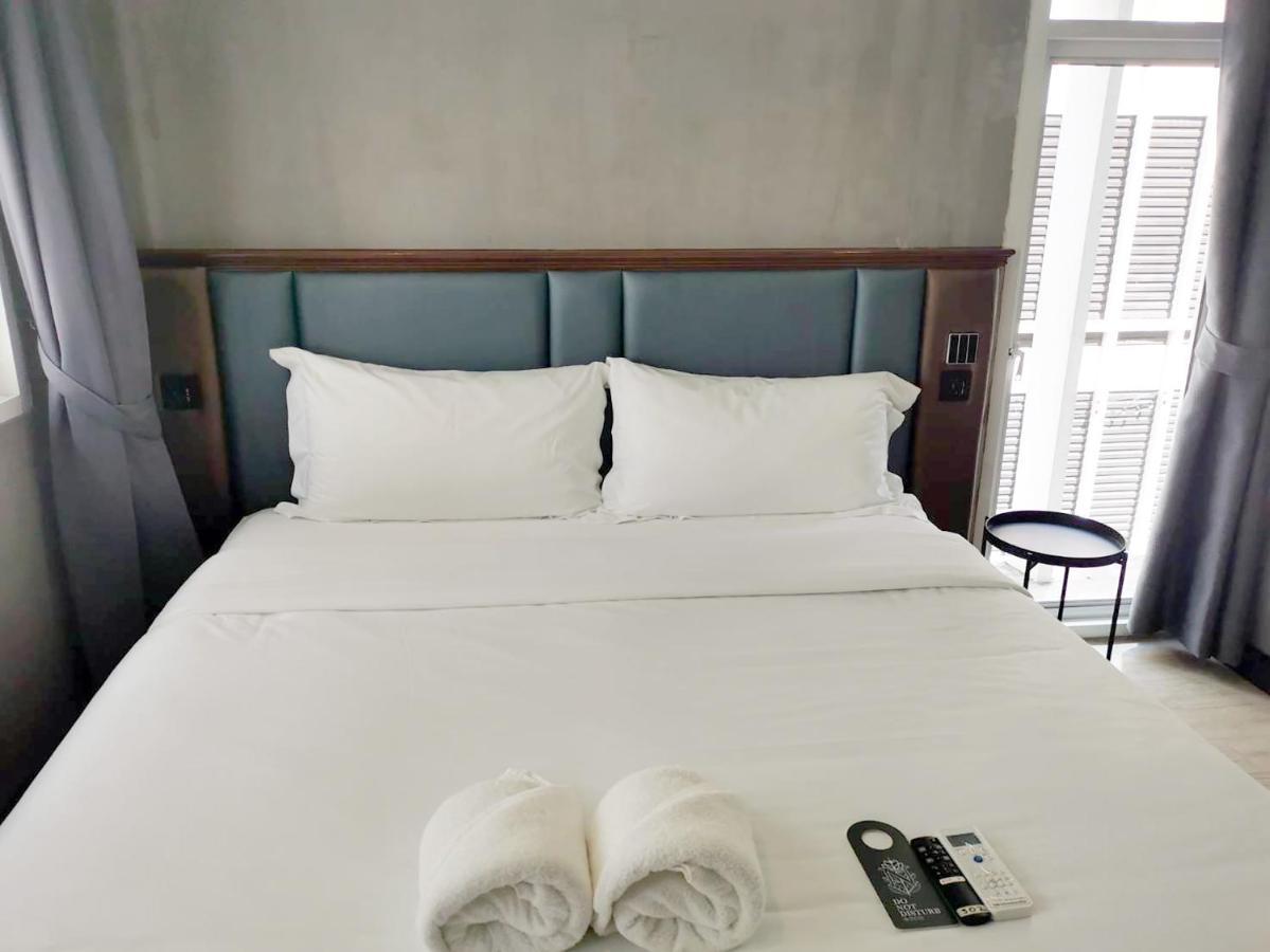 Narawad Boutique Hotel Bangkok Exterior photo