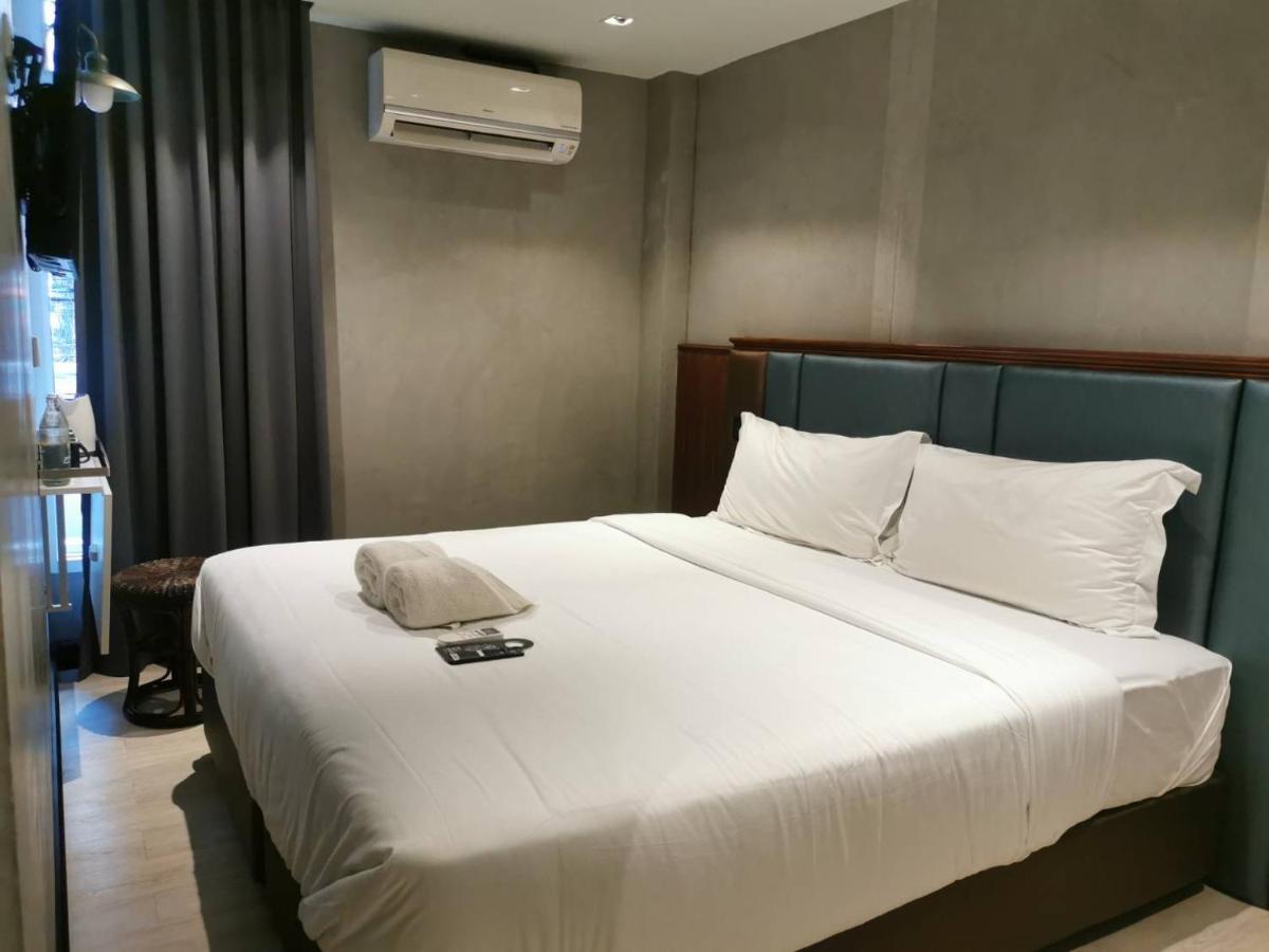 Narawad Boutique Hotel Bangkok Exterior photo